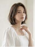 大人可愛い20代30代40代小顔ミディアムレイヤーグレージュ