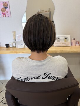 アミュー(Amyu) 大人女性のハイライトカラー