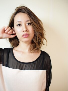 ツイギー 宮西店(TWiGGY) 【かき上げるだけで雰囲気のあるスタイル】