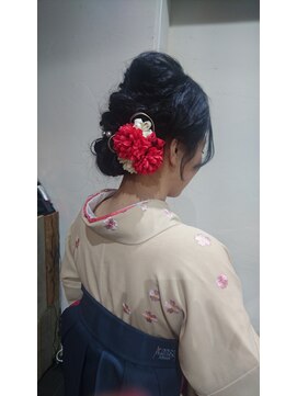 ウリカ(ullica) ヘアーアレンジ