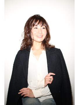 ケイトブラウン(KATE BROWNE) 【5歳若く可愛くなれる】グレーアッシュ×ラフカール