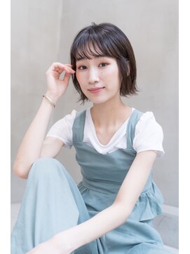 アメリ 新宿(Ameri) Ameri 大人色っぽショートボブ イルミナカラー 【新宿】