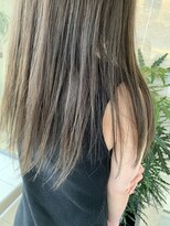 ミネヘアアンドメイク高知店 スモーキーマットベージュ