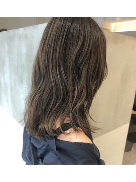 ガリカ(Gallica kinshicho) ハイライト&ローライト × ミディアム