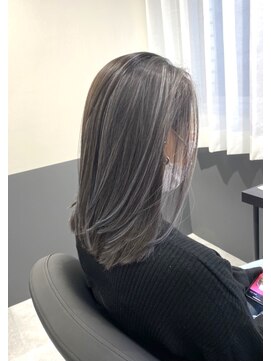 シエラ 心斎橋(CIERA.) CIERA.3Dハイライト×ダークグレイジュ