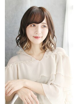 ラクシア(LUXIA) 大人かわいいゆるミックスカール