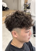 ラヴィズムバイフィフス(LUVISM by fifth)&nbsp;スペインカール短髪パーマ新潟万代