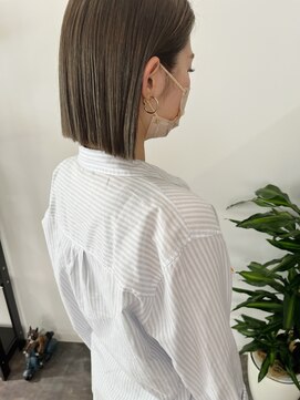 リシェスバイエンヴィー 西宮北口(Riches by ENVY) #ストレートボブ 切りっぱなしボブ