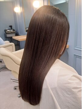 ゴート(G.O.A.T.) 大人ロング/ツヤストレート/ストレートロング