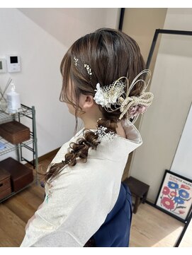 オウン(AUN) 卒業式ヘアセット