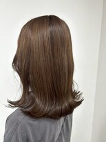 ビーグレイス パティオ&nbsp;艶々オリーブブラウン×30代顔周りレイヤー