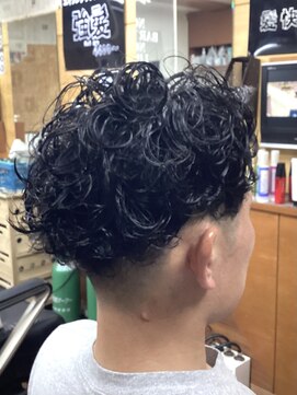 コダマ 新大塚店(KODAMA) スペインカール/スパイキーショート/ブルーブラック/