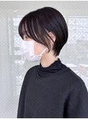 顔まわりカット　ハンサムショート　黒髪　京都美容室　進詩織