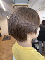 インビテーション(invitation)&nbsp;アッシュベージュ