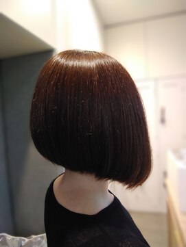 フレッシュサラダ 北坂戸本店 前下がりボブ