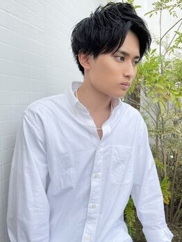 アクシュ(aqush)の写真/ハイセンスなStylistが創る好印象Styleでおしゃれなビジネスマンにピッタリ♪ON/OFF両方楽しめるカットが◎