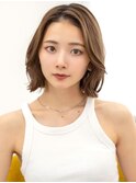 《CODE.LINE》外ハネハイトーンボブ