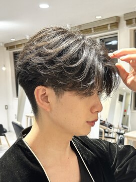 アイトーキョー 横浜(AI TOKYO) フェザーパーマ