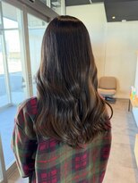 結び(musubi)&nbsp;アッシュブラウン＋巻き髪◎