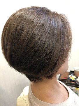 ナゴミ(NAGOMI) ショートボブ
