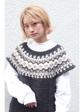 ブークル(boucle) ハイトーン外ハネボブ