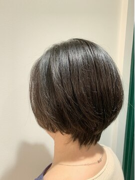 キー(KEY) 大人ショートボブ