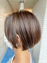アメリア(ameria)&nbsp;ハイライトショートボブ☆表参道×長岡