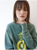 切りっぱなしボブ　　シースルーバング　オリーブベージュ