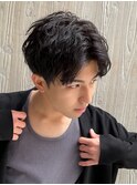 【刈り上げ大人ビジネスアップバングツイストスパイラルパーマ】