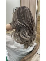 ジゼル(gisele)&nbsp;(小山)contrast color