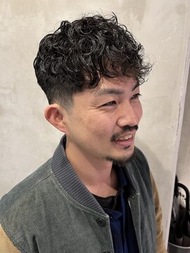 フランクスバーバーリザーブ 人形町店(FRANK’S BARBER RESERVE) スペインカール　ｙ