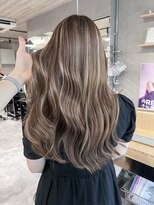 レディアル 大宮(REDEAL ope.) 【ハイライト】ベージュハイライトバレイヤージュ