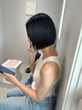 リィベ(Liibe) 20代30代40代#ミニボブ#髪質改善トリートメント