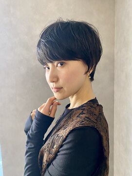 ハルキ ミナト ジャパン オオサカ(HARUKI MINATO japan OSAKA) 40代50代小顔似合わせカットくびレイヤーエモージュ大人可愛い