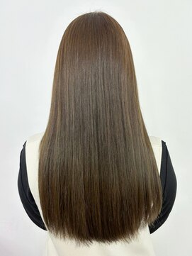 アイティーバイアルバム 藤沢店(IT by ALBUM) グレージュカラーグレーベージュレイヤーロング美髪_ba490231