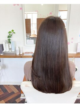 ヘアーアンドメイクアップモパ ロングヘア