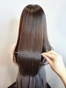 アレクサンドル オブ カラーズ トヤマ(ALEXANDRE OF COLORS TOYAMA) ウルトワトリートメント