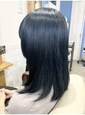 ネイビーブルー