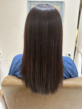 フレーム へアアンドトリートメント 天王寺北口店(FRAME) ナチュラルツヤブラウンストレート