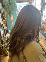 レア(Le'a)&nbsp;透明感ハイライトカラー