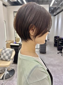 ロンドプロフィール 浦和(Lond profil) 大人可愛い20代30代40代黒髪前下がりショートボブ丸みショート◎