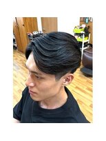 ヘアスタジオ ロメオ(hair studio Romeo) センターパートニュアンスパーマ毛流れパーマカルマパーマ