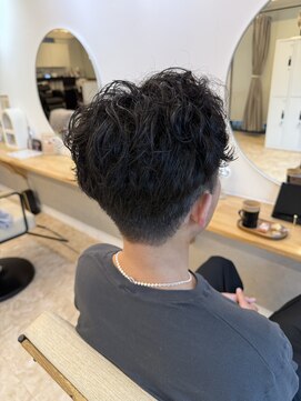 ブルーム(BROOM) ルーズショートパーマ