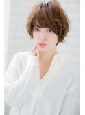 『ROMA』2017年人気ショート!軽やかで透明感のある小顔ショート