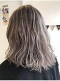 ミルキーベージュ