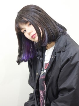 フォーム(FORM) 黒髪ボブとシークレットインナーカラー