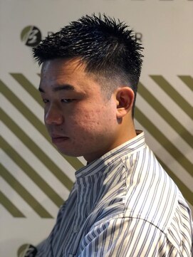 バーバーバー アカバネ(BARBER-BAR AKABANE) フェードカットスタイル【BARBER-BAR】