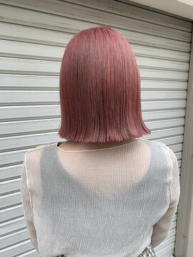 オンヌ(onnu) ピンクカラー×切りっぱなしボブ