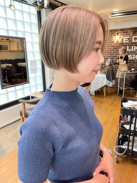 チックタック パラダイム(TICK-TOCK Paradime) 《ゲストスナップ》金髪ボブ/ホワイトミルクティー