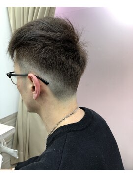 パピコ(Papiko) ツーブロ風2ミリ刈り上げ